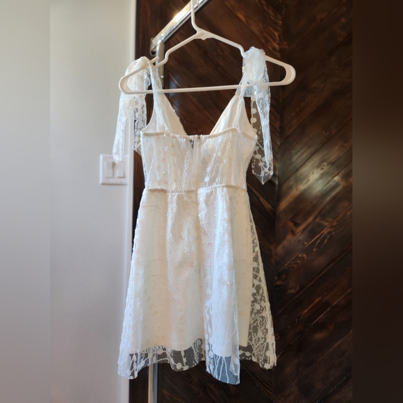 Sparkly White Dress - Picture 5 of 5